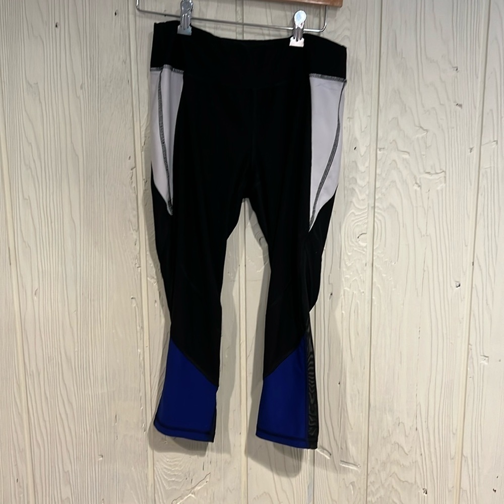 X Gottex Capri Leggings Zip Pocket Mesh Colorblock Size  Medium